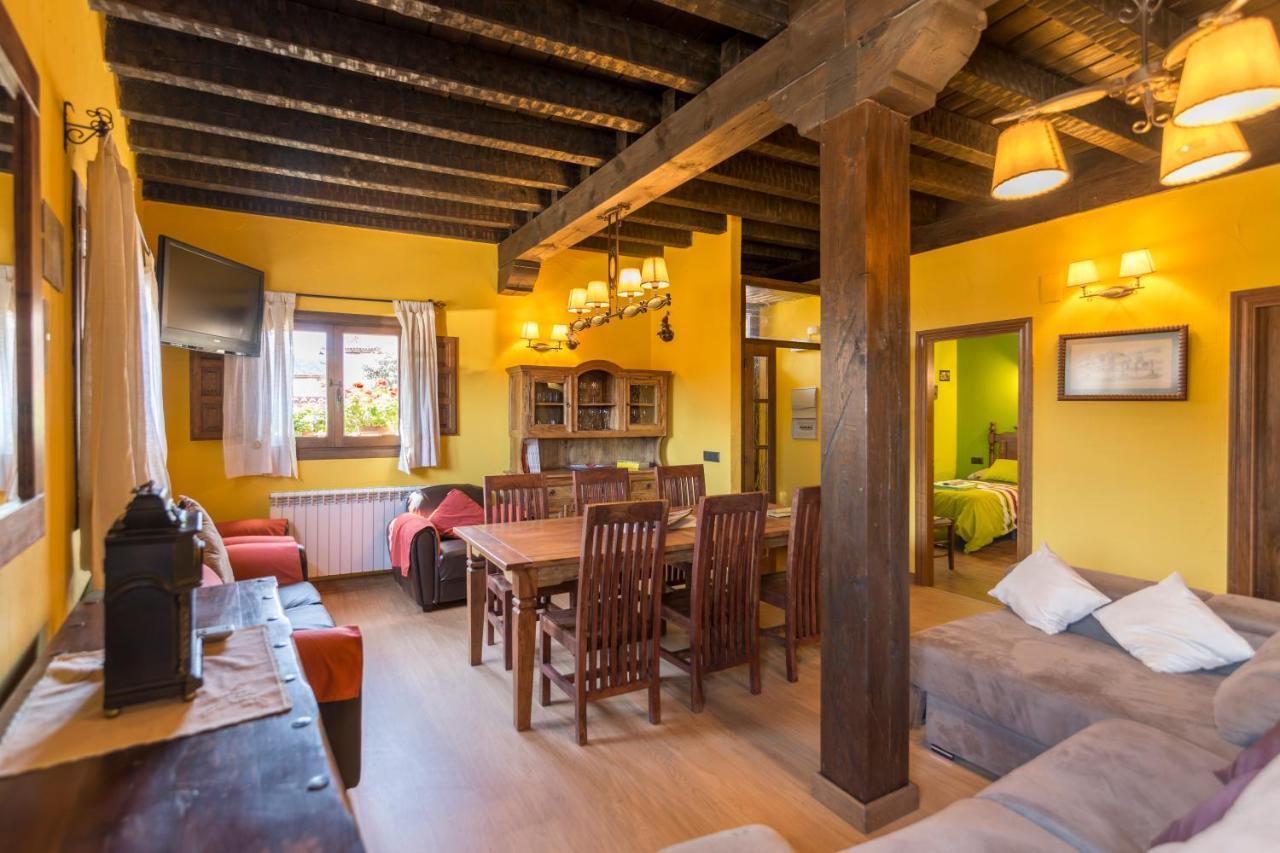 El Nido Del Mirlo Villa Casarejos Eksteriør billede